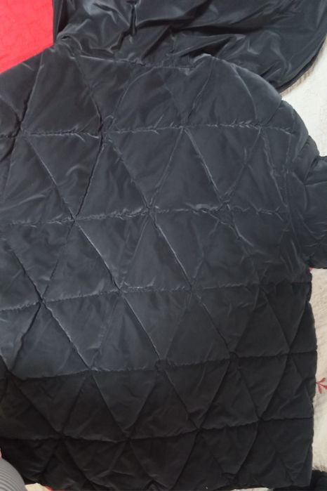 Куртка Zara 128 для дівчинки
