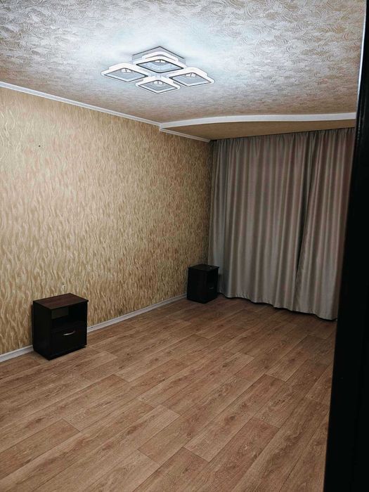 Продам 2 к. квартиру, ул. Владислава Зубенка