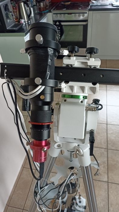 Teleskop astronomiczny z statywem