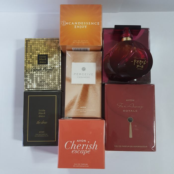 Розпродаж парфумів Ейвон