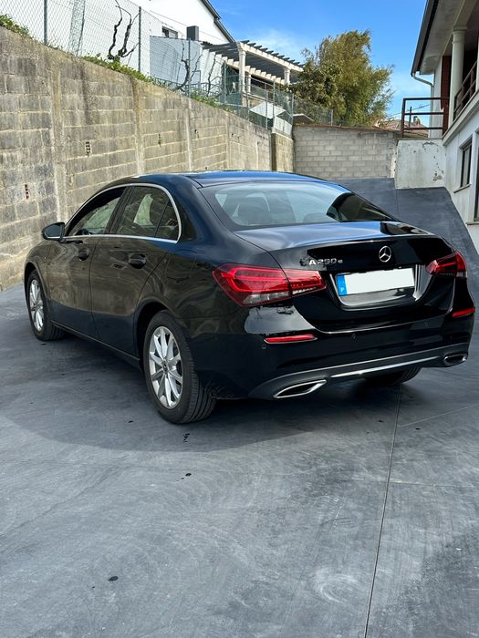 Mercedes A250e Limousine Progressive