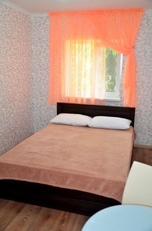 Відпочинок біля моря Каролино -Бугаз станція Сонячна