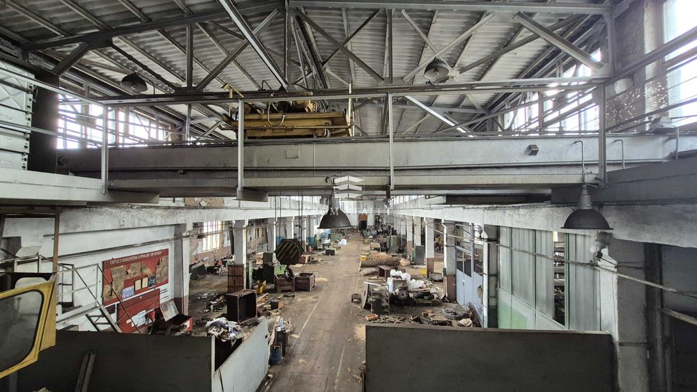 Продаж виробничої будівлі 2707 кв.м.