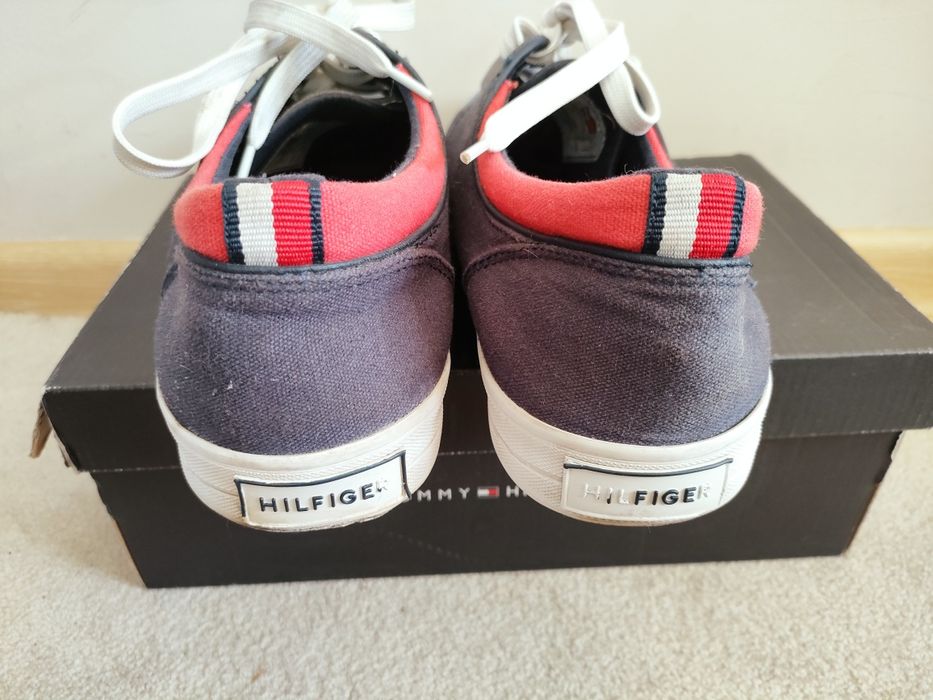 Półbuty,  trampki tenisówki męskie rozm 44 Tommy Hilfiger