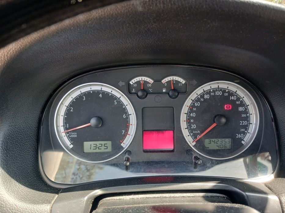 VW bora 1.6 a gpl