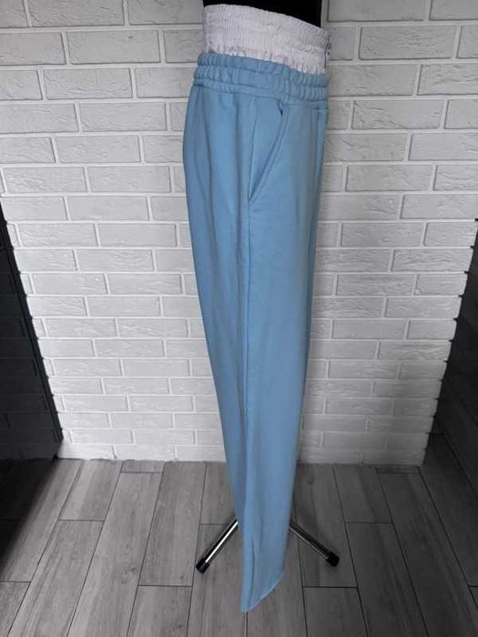 Dres Project Runway bluza rozsuwana z kapturem slay szerokie spodnie