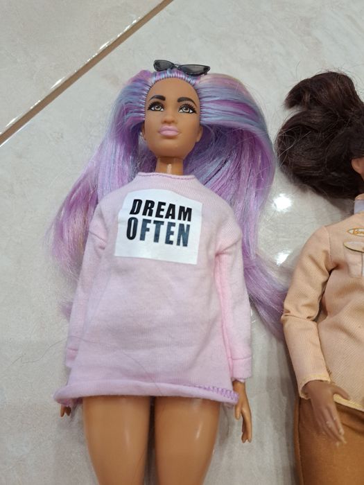 Ляльки Барбі і Кен