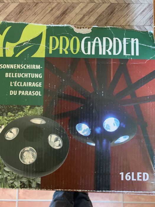 Lampa ogrodowa pod psrasol