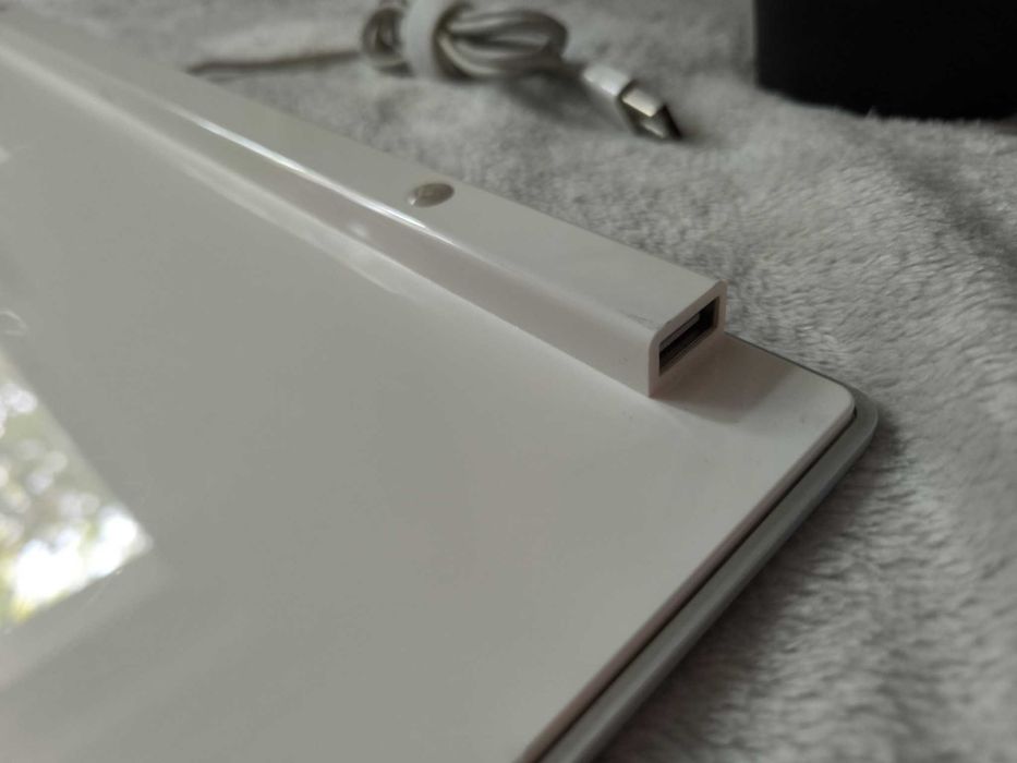 Klawiatura Apple z Hubem 2x USB