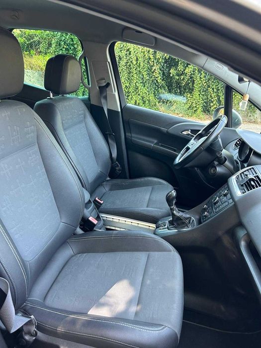 Vendo Opel Meriva em excelente estado