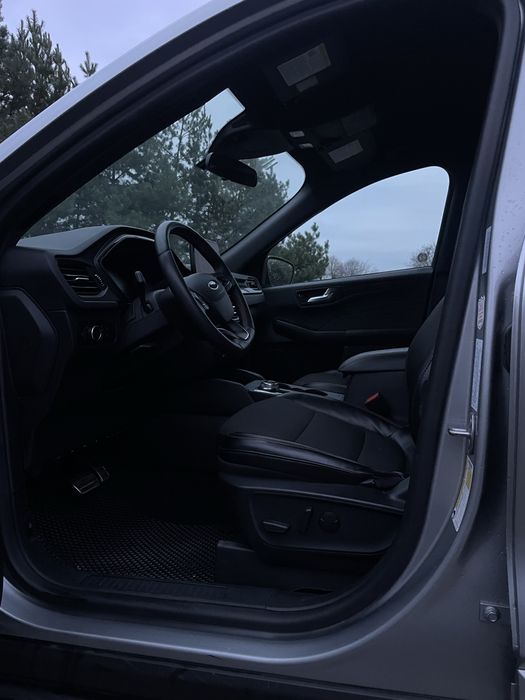Продам Ford Escape 1.5 2024 року