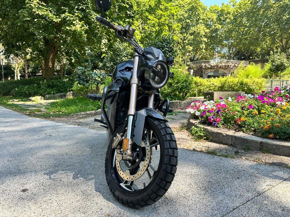 Zontes 125 G1 como Nova (1900km)