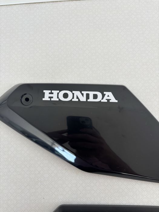 Tampas laterais  Honda CB650R