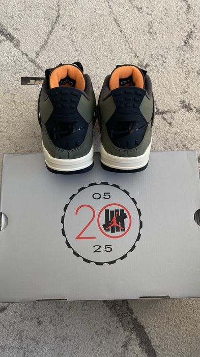 Jordan 4 Retro OG SP Undefeated