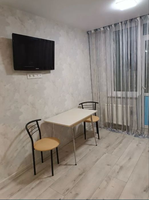 Продам 2 к квартиру ЖК Атлант Бровари генератор