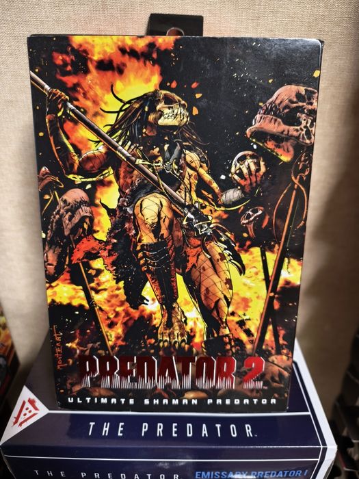 Фігурки Neca, Alien, Predator.