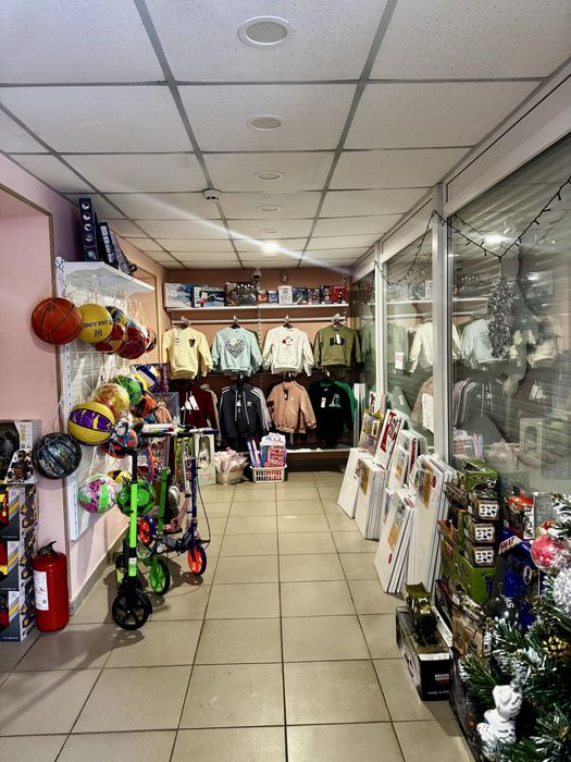 Продается действующий магазин Хортицкий  район