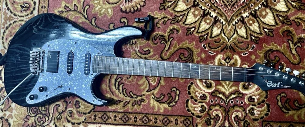 Guitarra Cort G260