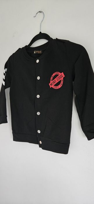 Sprzedam bluze dla chłopca rozmiar 5-6 lat