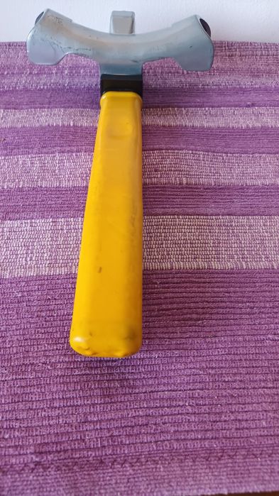 Tranca de um segurança para viaturas