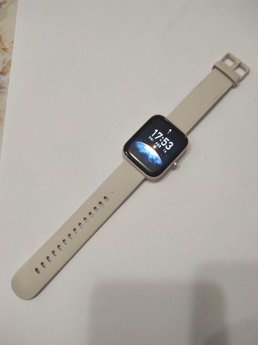 Розумний смарт-годинник Amazfit Bip 3 Pro