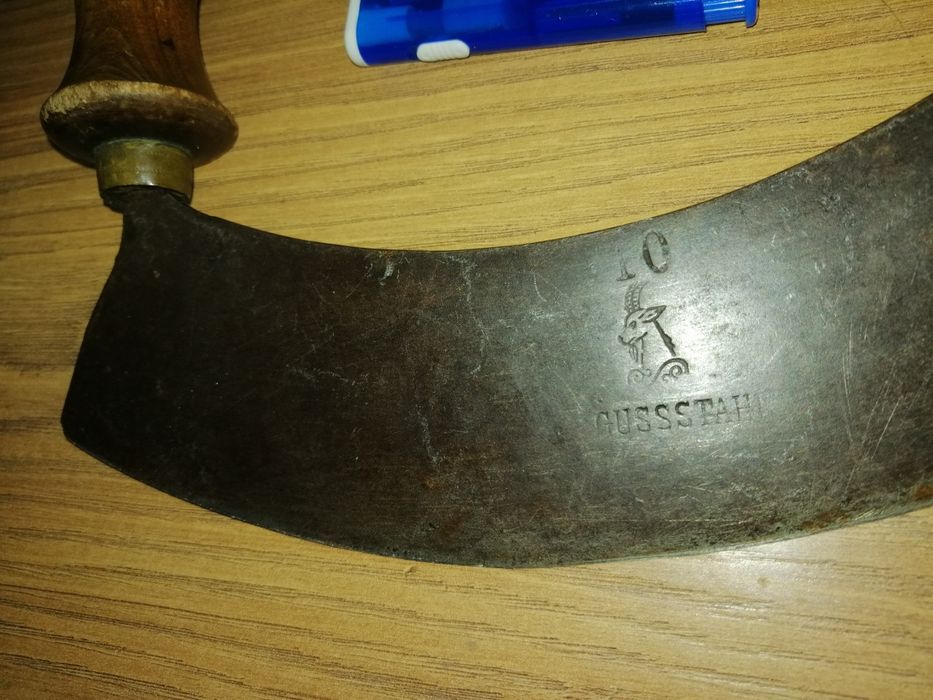 Stary tasak do ziół sygnowany