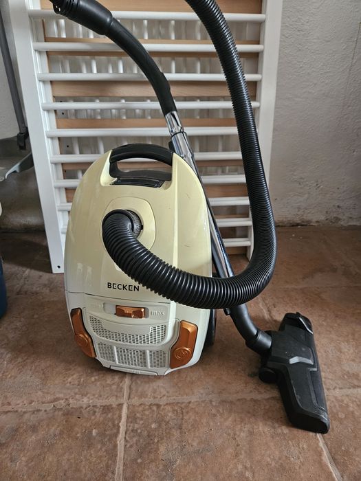 Aspirador Becken com saco