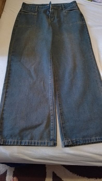 Прода новые джинсы 48р