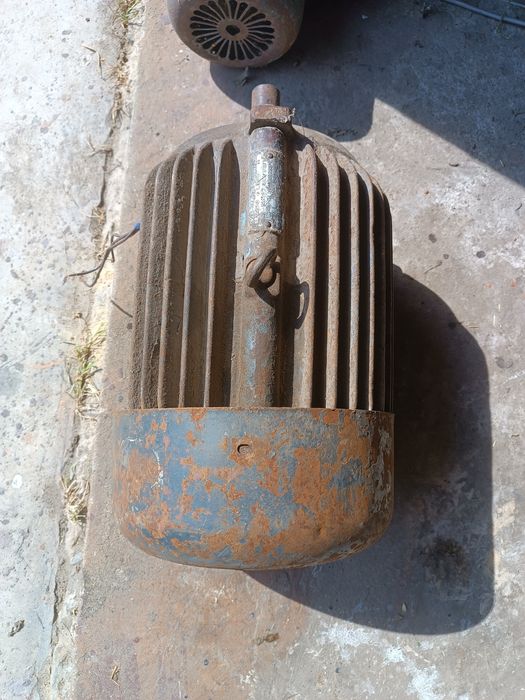 Мотор 3,5 КВат, 2900 обертів/хв, робочий