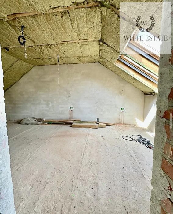 Продаж 2 поверхового будинку і ділянкою 6 сот. в Кутківцях