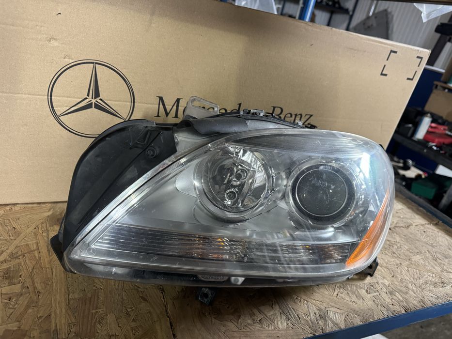 Фара ліва галоген Mercedes W166 ML usa