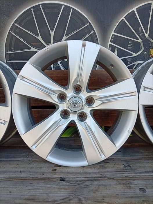 777 Оригинальные диски R17 5/114.3 Kia Hyundai Toyota