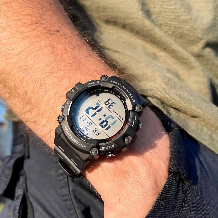 Годинник Casio Тактичний