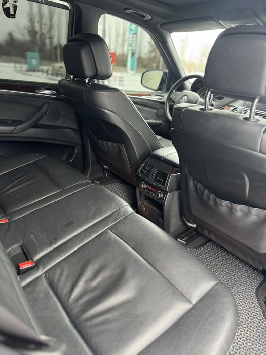 Bmw x5 e70 3.0 идеал