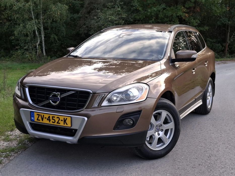 Volvo XC 60 3.0b+ LPG T6 285KM _4x4 _Automat_Oplacony!