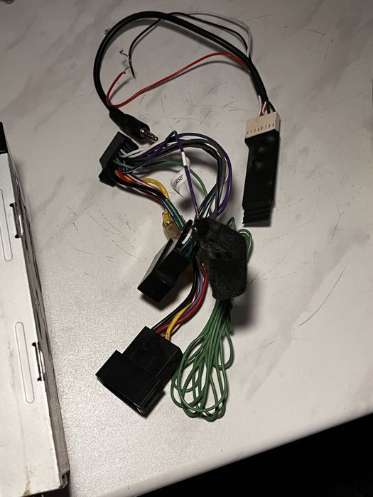 2017 / Sony XAV-V630BT / 2 din / HPF LPF , usb, aux