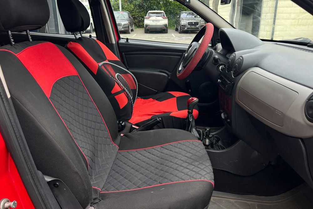 Dacia Sandero 2009