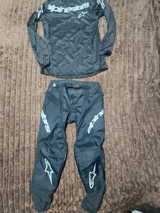 Мото-костюм Alpinestars розміру:М для мотокросу і ендуро