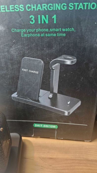 Ładowarka 3 w 1, bezprzewodowa stacja kompatybilny z Garmin.