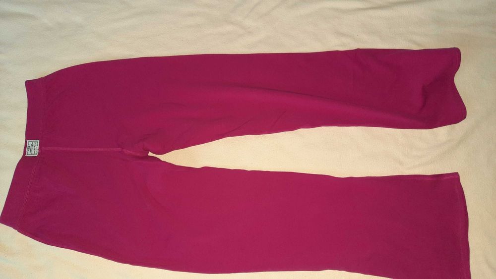 Spodnie sportowe NIKE  nowe