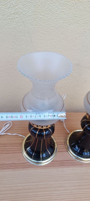 Candeeiro antigo de mesinha cabeceira