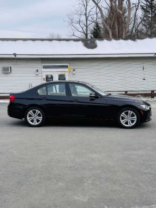 BMW 3 Series      2017