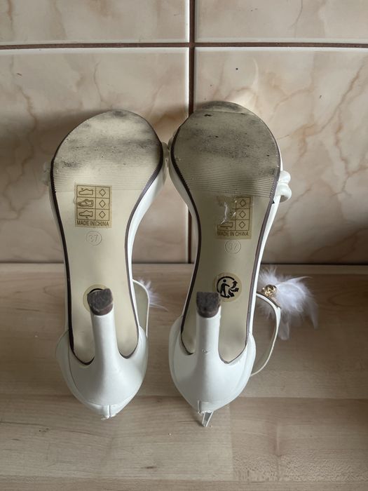 Buty - szpilki damskie rozmiar 37