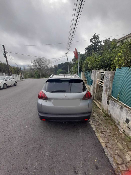 Peugeot 2008 1.2 Style | 95.000 km | Distribuição Mudada | Câmara Traseira | Bola Reboque