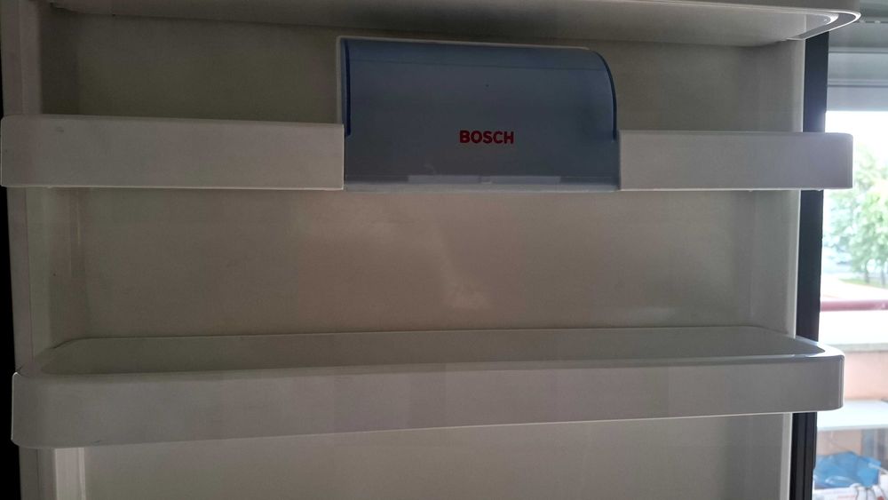 Gavetas e Prateleiras Combinado Bosch