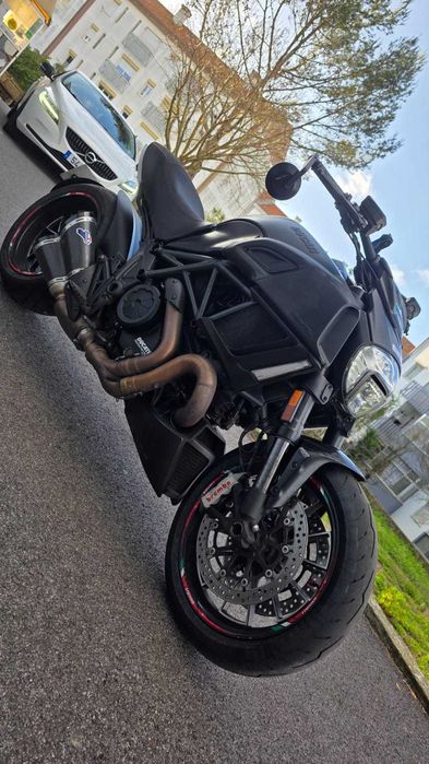 vendo Ducati Diavel 1200
