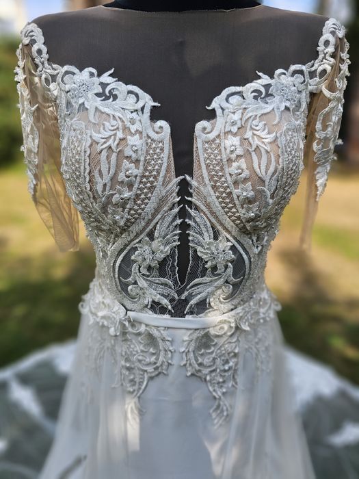 Suknia ślubna Ivory projekt Eva Hudy