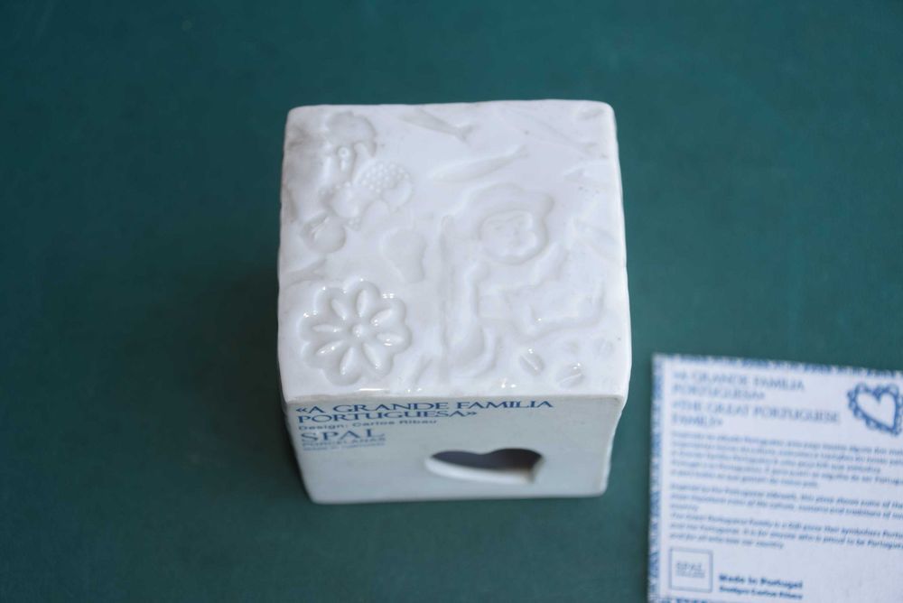 Cubo loiça biscuit "Grande Família Portuguesa