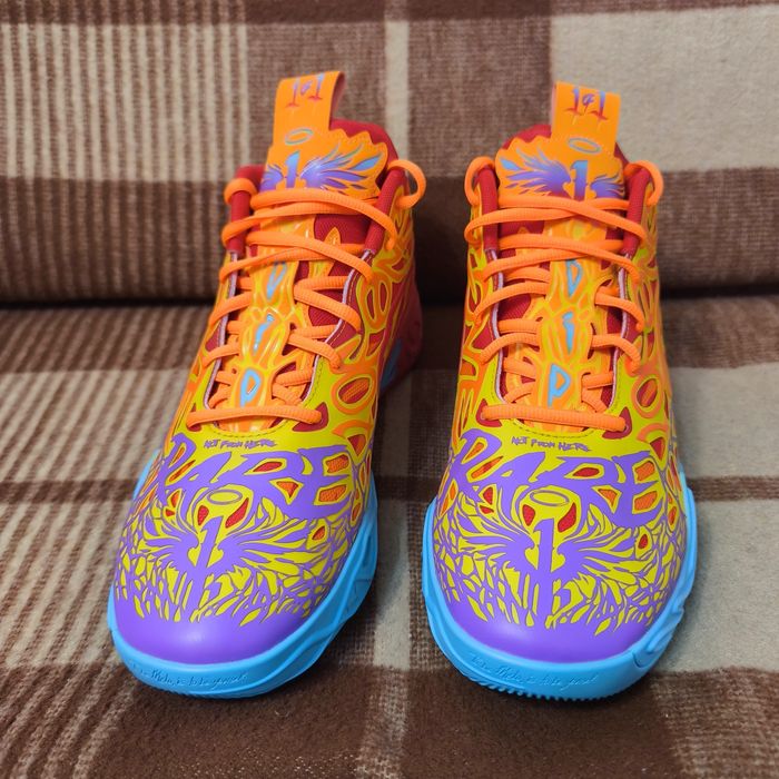 Чоловічі баскетбольні кросівки Puma MB.04 Phoenix LaMelo Ball