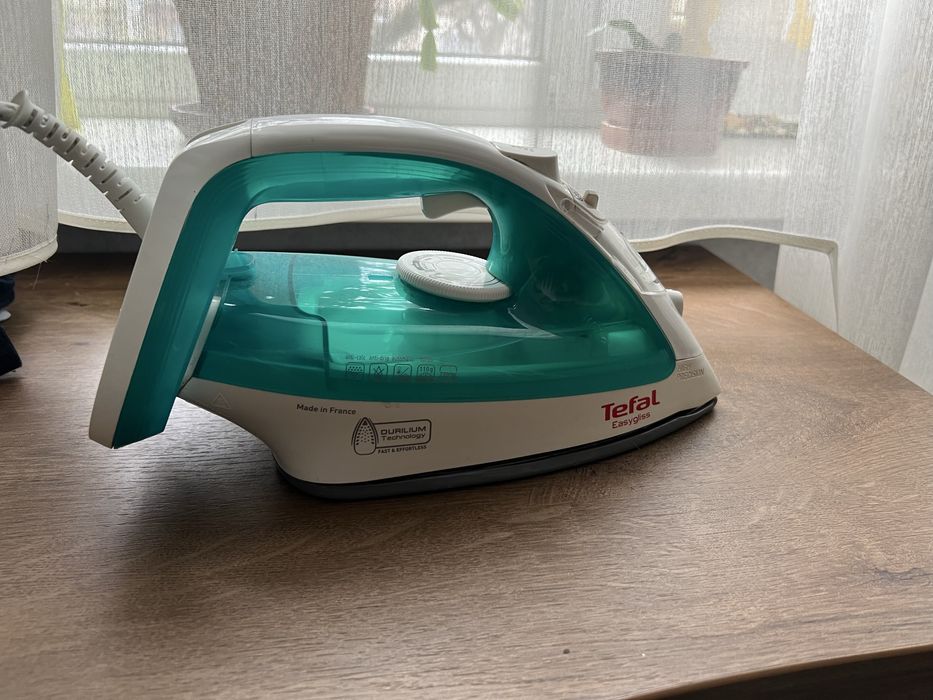 Продам праску Tefal